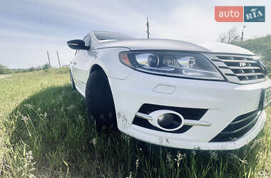 Купе Volkswagen CC / Passat CC 2016 в 