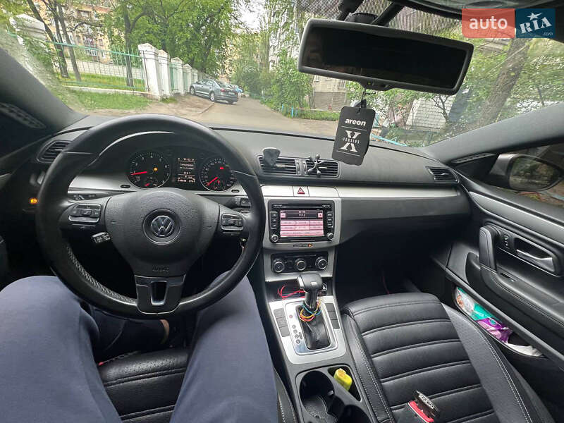 Купе Volkswagen CC / Passat CC 2009 в Киеве