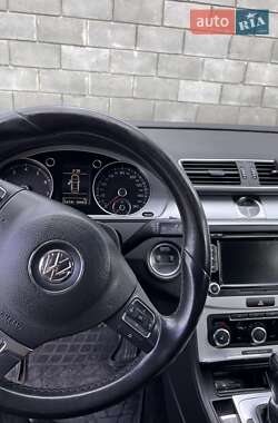Купе Volkswagen CC / Passat CC 2011 в 