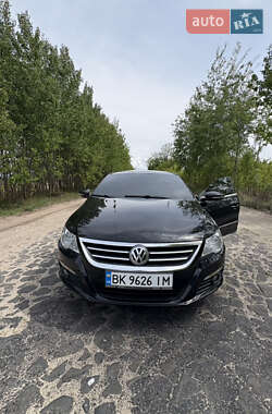 Купе Volkswagen CC / Passat CC 2012 в 