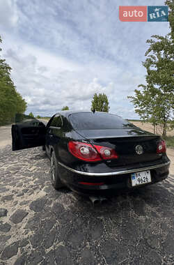 Купе Volkswagen CC / Passat CC 2012 в 