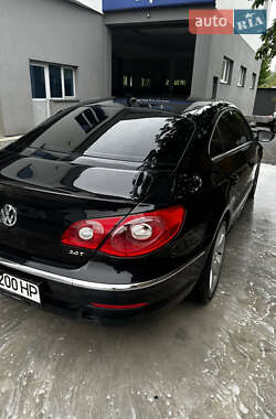 Купе Volkswagen CC / Passat CC 2010 в 
