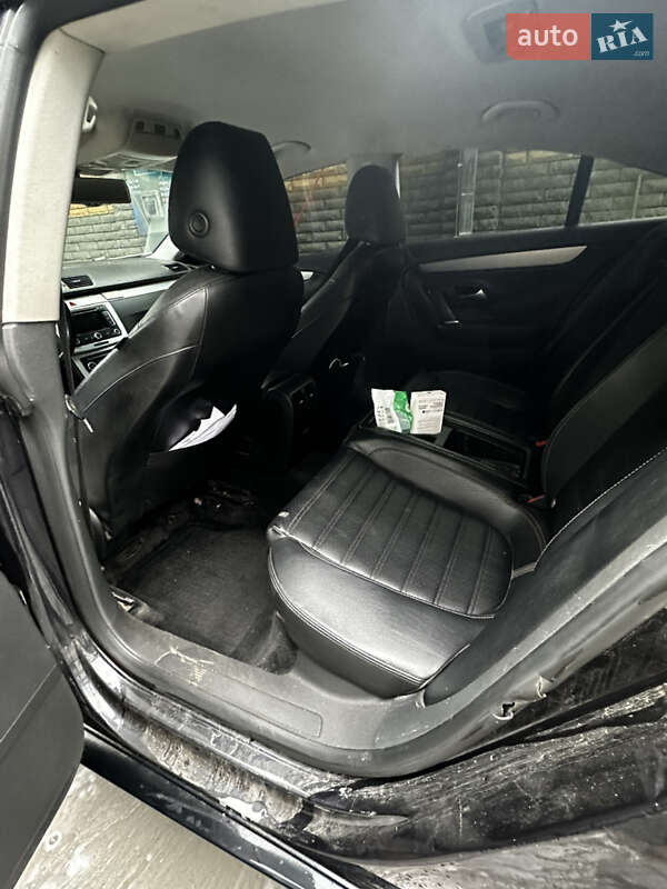 Купе Volkswagen CC / Passat CC 2010 в Тячеве
