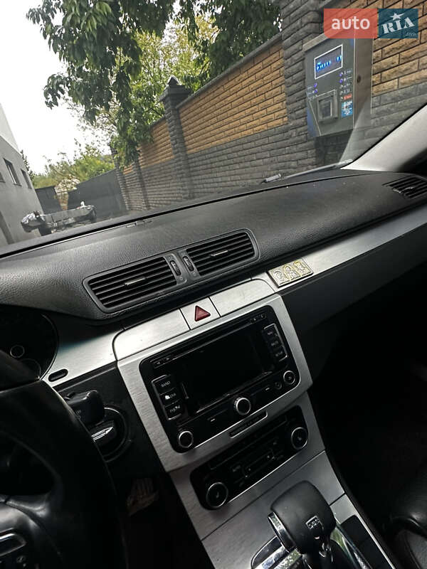 Купе Volkswagen CC / Passat CC 2010 в Тячеве