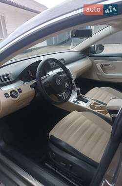 Купе Volkswagen CC / Passat CC 2009 в 