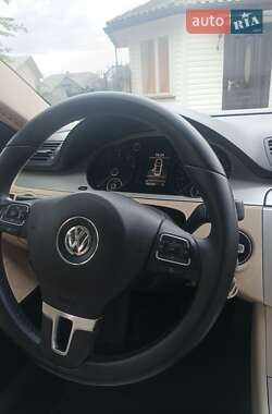 Купе Volkswagen CC / Passat CC 2009 в 