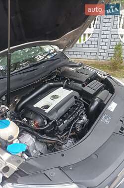 Купе Volkswagen CC / Passat CC 2009 в 