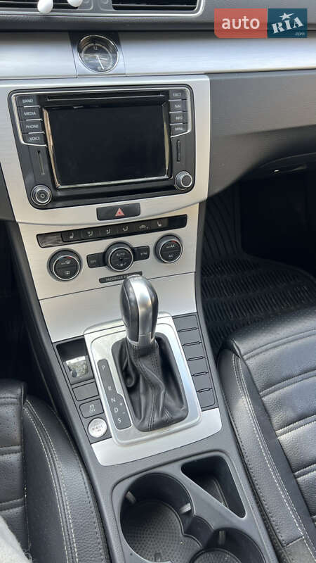 Купе Volkswagen CC / Passat CC 2015 в Ивано-Франковске