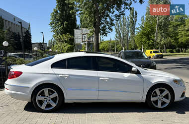 Купе Volkswagen CC / Passat CC 2011 в 