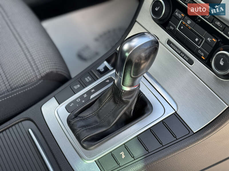 Купе Volkswagen CC / Passat CC 2012 в Хмельницком