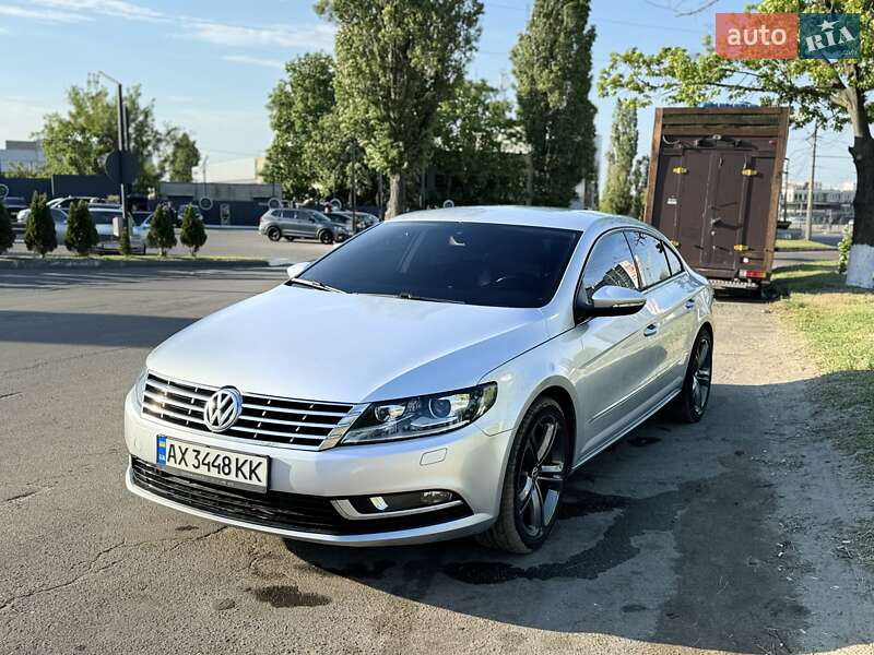 Купе Volkswagen CC / Passat CC 2012 в 