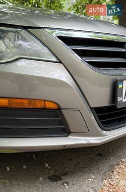 Купе Volkswagen CC / Passat CC 2011 в 