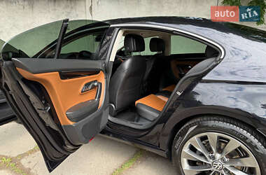 Купе Volkswagen CC / Passat CC 2012 в 