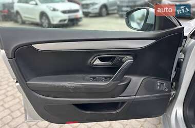 Купе Volkswagen CC / Passat CC 2012 в 