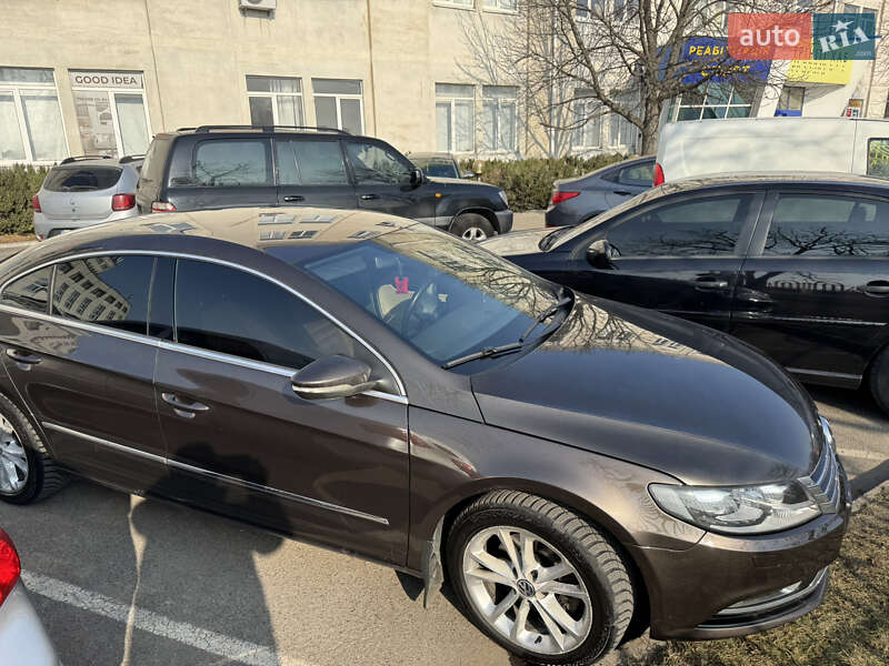 Купе Volkswagen CC / Passat CC 2013 в 