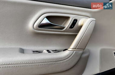 Купе Volkswagen CC / Passat CC 2013 в 