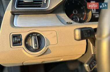 Купе Volkswagen CC / Passat CC 2013 в 