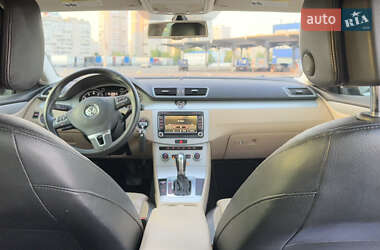 Купе Volkswagen CC / Passat CC 2013 в 