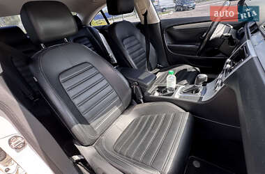 Купе Volkswagen CC / Passat CC 2014 в 