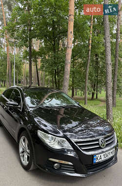 Купе Volkswagen CC / Passat CC 2011 в Києві