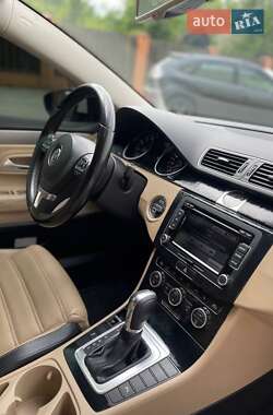 Купе Volkswagen CC / Passat CC 2012 в 
