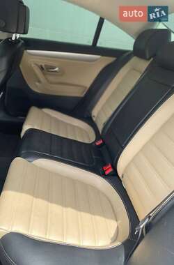 Купе Volkswagen CC / Passat CC 2012 в 