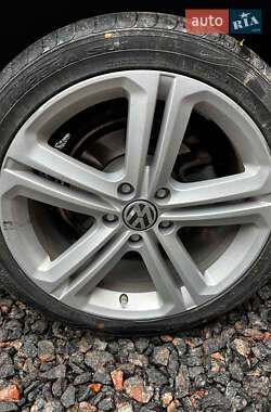 Купе Volkswagen CC / Passat CC 2012 в 