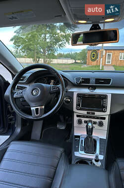 Купе Volkswagen CC / Passat CC 2012 в 
