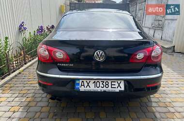 Купе Volkswagen CC / Passat CC 2011 в 