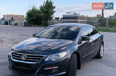 Купе Volkswagen CC / Passat CC 2011 в Запорожье