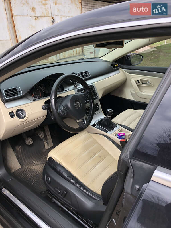 Купе Volkswagen CC / Passat CC 2011 в Конотопі