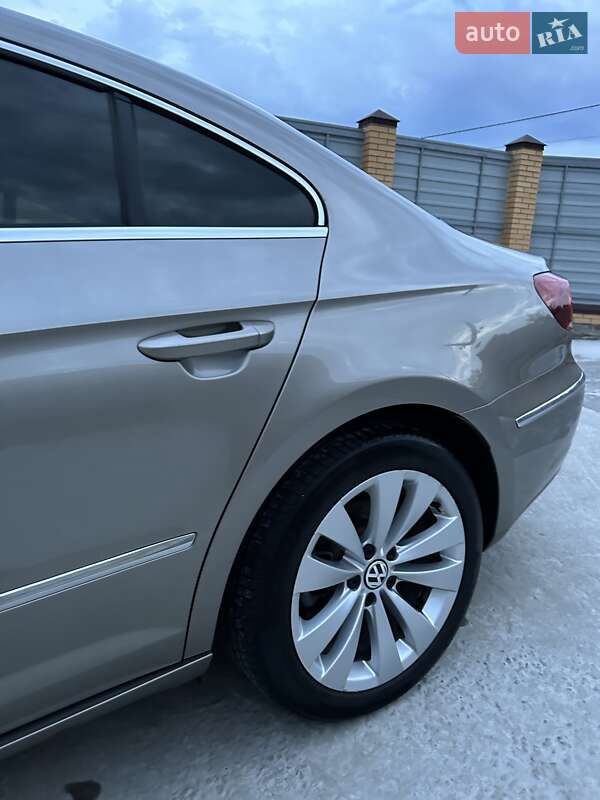 Купе Volkswagen CC / Passat CC 2013 в Кропивницькому