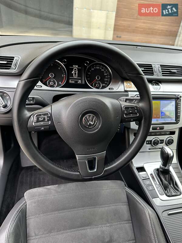 Купе Volkswagen CC / Passat CC 2013 в Кропивницькому