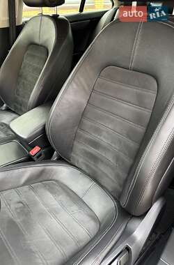 Купе Volkswagen CC / Passat CC 2013 в 