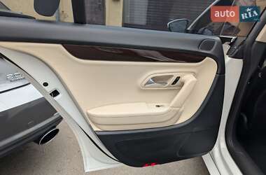 Купе Volkswagen CC / Passat CC 2011 в 