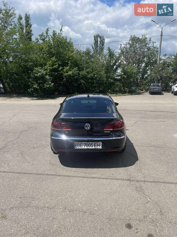 Купе Volkswagen CC / Passat CC 2013 в Миколаєві