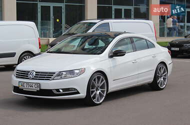 Купе Volkswagen CC / Passat CC 2012 в 