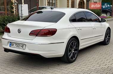 Купе Volkswagen CC / Passat CC 2012 в 
