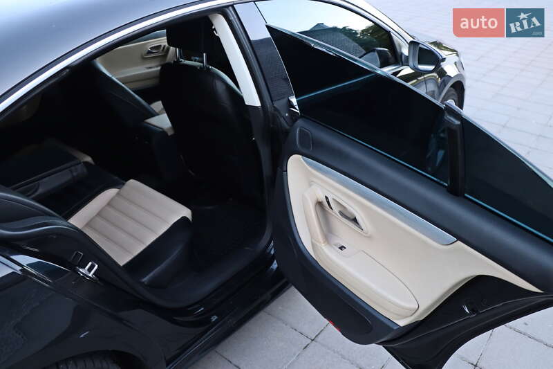 Купе Volkswagen CC / Passat CC 2013 в Кременчуге