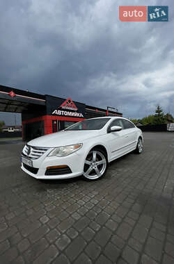 Купе Volkswagen CC / Passat CC 2011 в 
