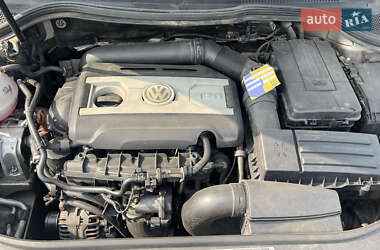 Купе Volkswagen CC / Passat CC 2010 в 