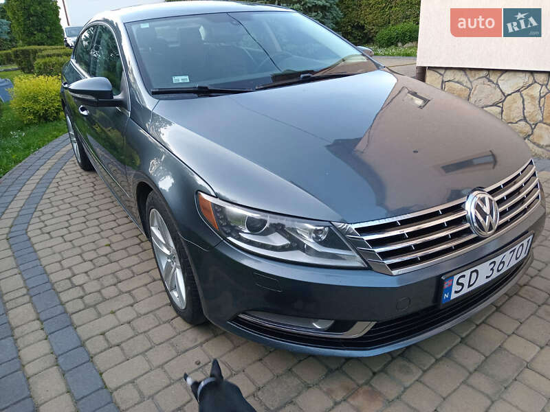 Купе Volkswagen CC / Passat CC 2013 в Львове