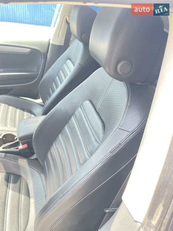 Купе Volkswagen CC / Passat CC 2015 в Херсоне
