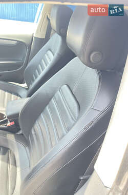 Купе Volkswagen CC / Passat CC 2015 в 