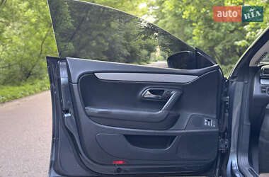 Купе Volkswagen CC / Passat CC 2012 в 