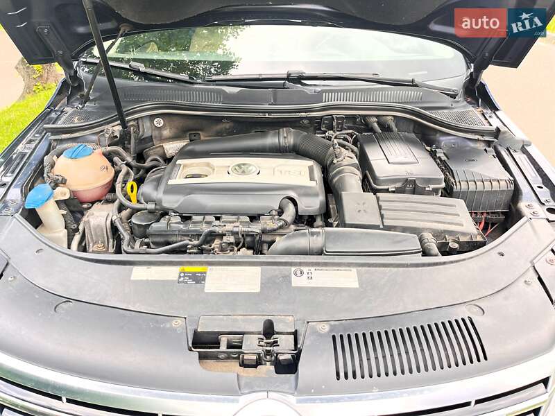 Купе Volkswagen CC / Passat CC 2014 в Вишневом