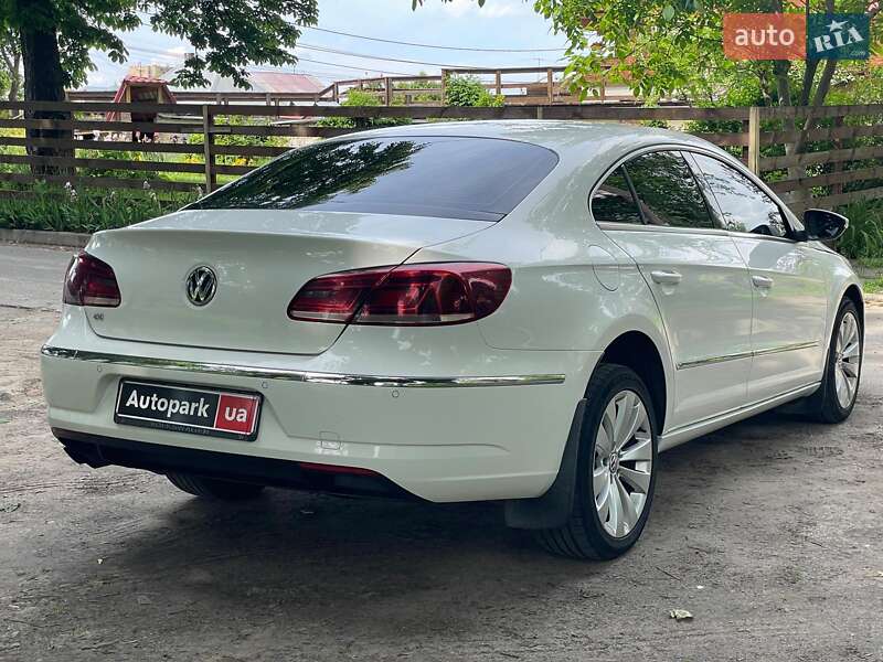 Купе Volkswagen CC / Passat CC 2013 в Киеве