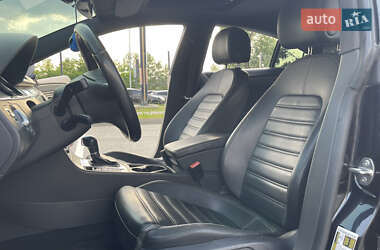 Купе Volkswagen CC / Passat CC 2012 в 