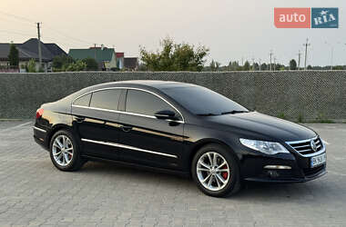 Купе Volkswagen CC / Passat CC 2012 в 