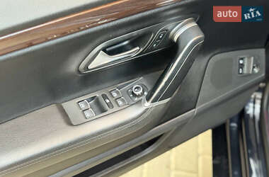 Купе Volkswagen CC / Passat CC 2012 в 